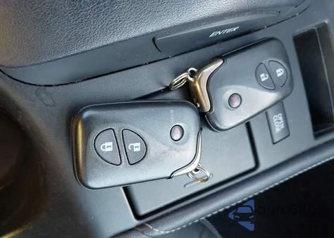 2013 Lexus Ct 200H 200 из США, поврежденный, VIN JTHKD5BH3D2130375